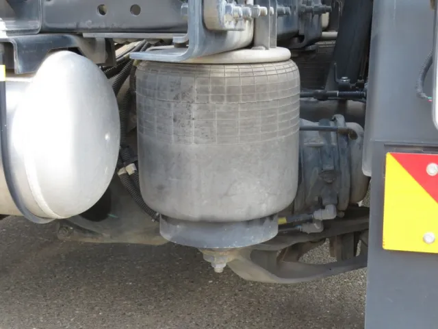 エアサスです。|日野 プロフィア 2DG-SH1EDGGの写真5