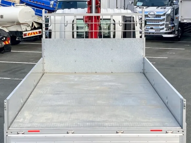 10|いすゞ フォワード 2RG-FRR90S4(2WD)の写真10