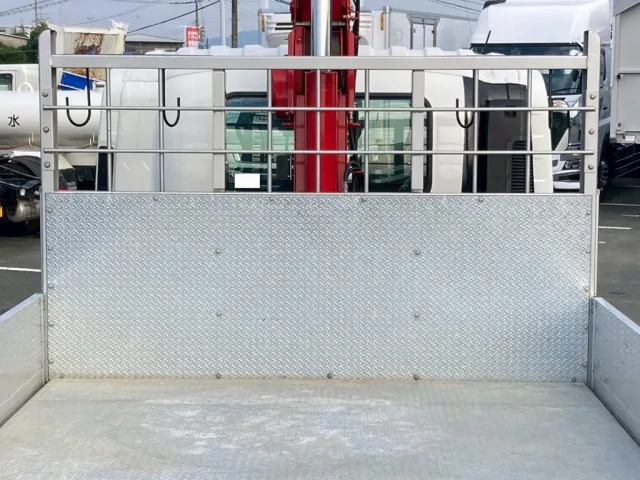 11|いすゞ フォワード 2RG-FRR90S4(2WD)の写真11