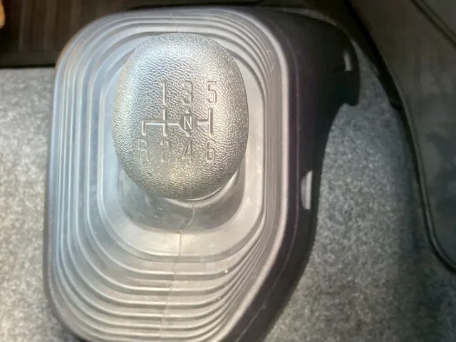 32|いすゞ フォワード 2RG-FRR90S4(2WD)の写真32