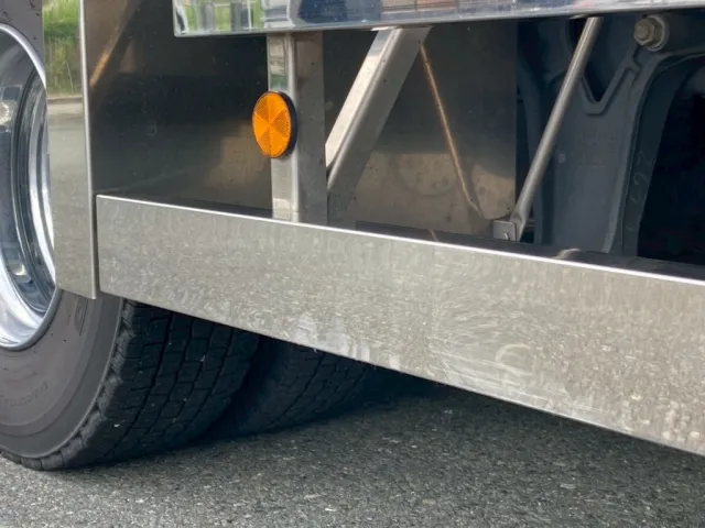 右サイドバンバーにすり傷が有ります|いすゞ フォワード 2PG-FSR90T2の写真34