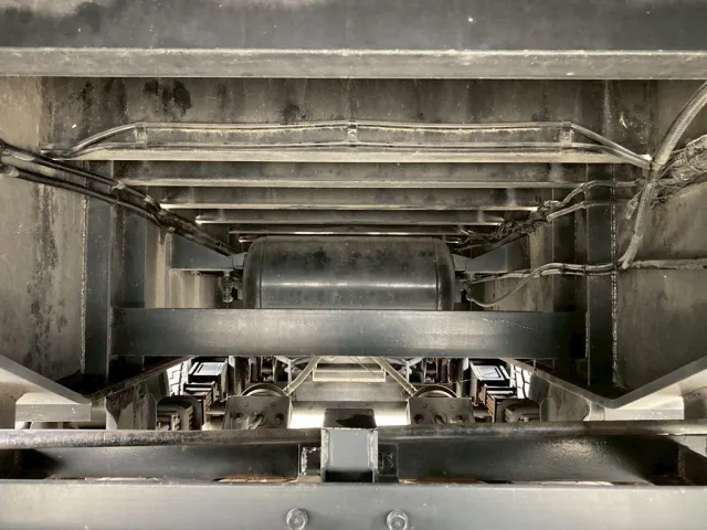 フレーム内側の状態|東邦  TF36E3C3Sの写真8