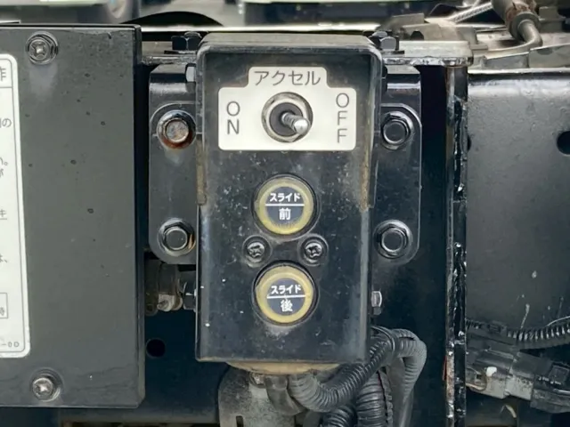 スライドスイッチ|日野 デュトロ TKG-XZU620T(2WD)の写真18