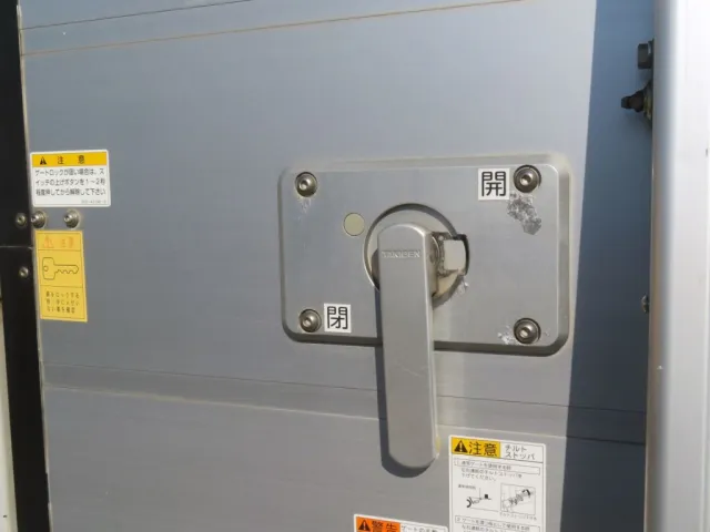 ゲートロックの状態です。|日野 レンジャー 2KG-FD2ABA(2WD)の写真32