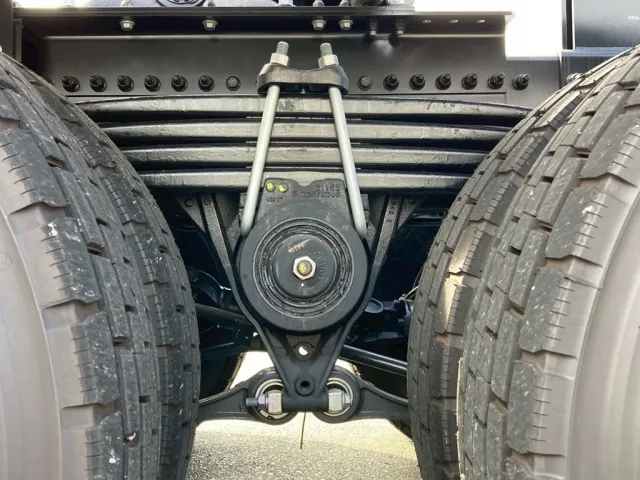 リーフサスです。|UDトラックス  2DG-GW6ELHの写真5