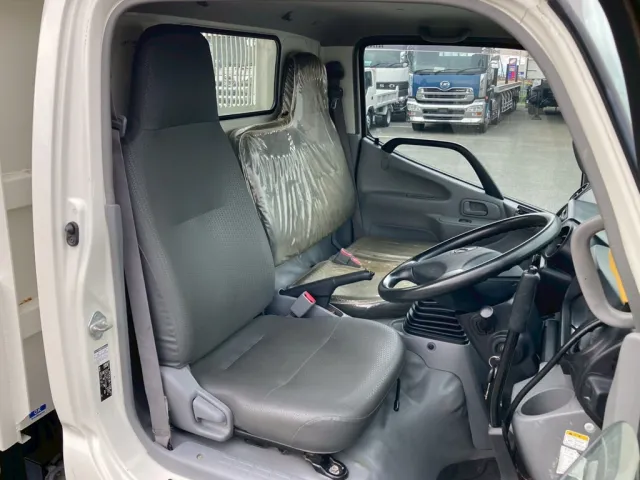 8|日野 デュトロ TKG-XZU620T(2WD)の写真8