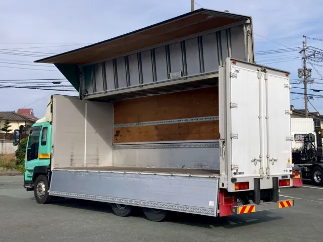 3|いすゞ ギガ QKG-CYL77AMの写真3