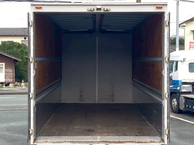 11|いすゞ ギガ QKG-CYL77AMの写真11