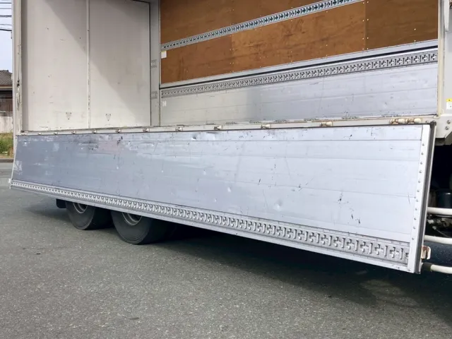 20|いすゞ ギガ QKG-CYL77AMの写真20