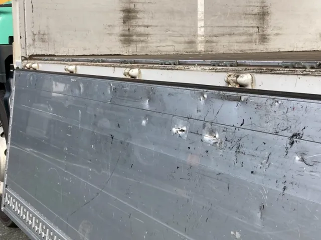 24|いすゞ ギガ QKG-CYL77AMの写真24