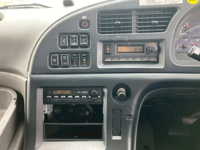 32|いすゞ ギガ QKG-CYL77AMの写真32