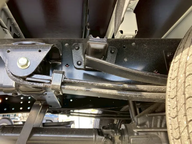 リーフサス周辺|日野 デュトロ 2KG-XZU655M(2WD)の写真5