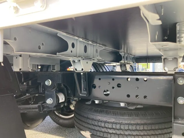 シャーシとネタの状態です。|日野 デュトロ 2KG-XZU655M(2WD)の写真6