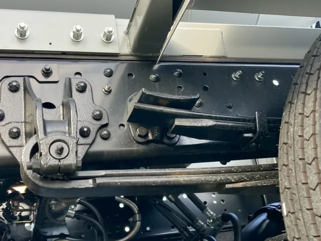 リーフサスです。|三菱 ファイター 2KG-FK72F(2WD)の写真5