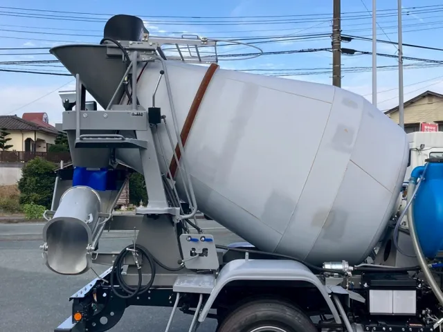 ドラムの外観状態です。(運転席側)|三菱 ファイター 2KG-FK72F(2WD)の写真17