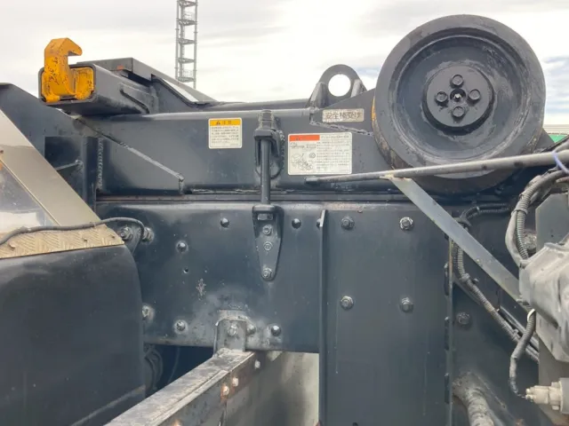 フレーム、サブフレーム廻り|三菱 スーパーグレート QPG-FV60VYの写真6