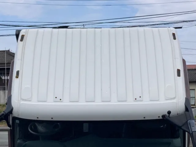 キャブ天井の状態|三菱 スーパーグレート QPG-FV60VYの写真24