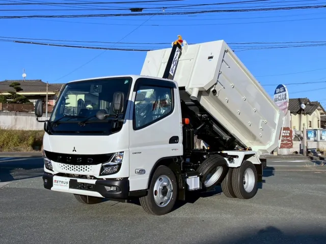 三菱 キャンター 2RG-FBAV0(2WD)の写真1