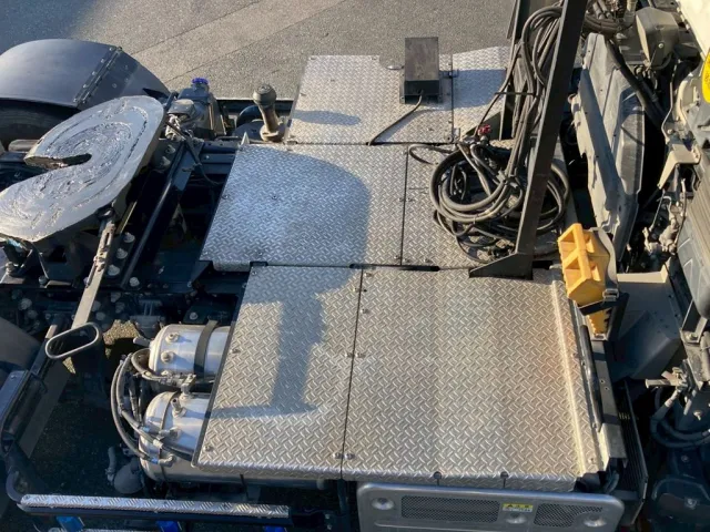 11|いすゞ ギガ 2PG-EXD52CEの写真11