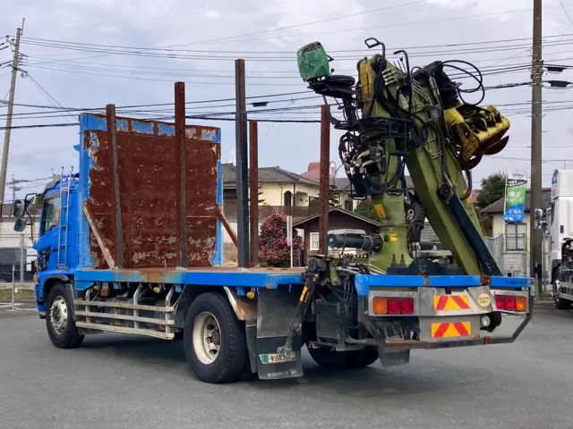Z型格納です|日野 レンジャー LDG-FG8JJAAの写真3