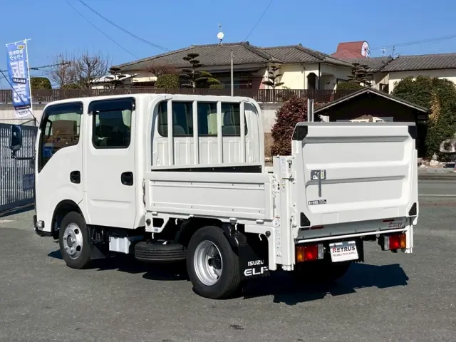 いすゞ エルフ 2RG-NJR88AF(2WD)の写真3