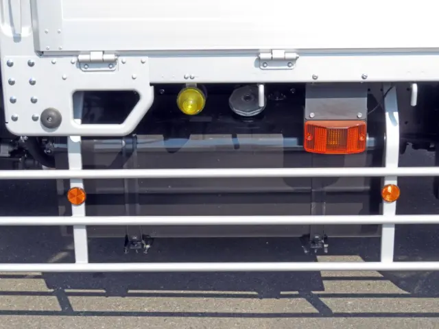 燃料タンクは200Lです。|日野 レンジャー 2KG-FE2ACAの写真15