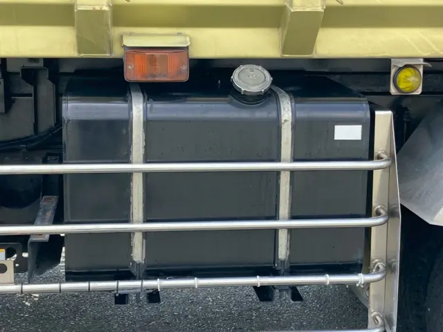 燃料タンクは290Lです。|日野 レンジャー LDG-GK8JKAAの写真33