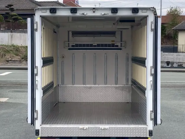 9|三菱 キャンター 2RG-FBA20(2WD)の写真9