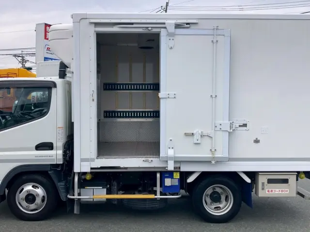 13|三菱 キャンター 2RG-FBA20(2WD)の写真13