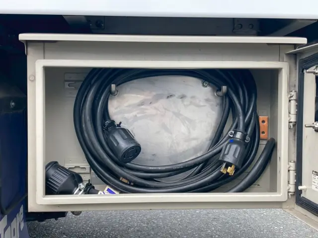 16|三菱 キャンター 2RG-FBA20(2WD)の写真16