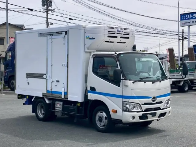 2|日野 デュトロ 2RG-XZU605M(2WD)の写真2