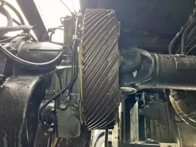 リターダ付きです。|いすゞ ギガ 2DG-EXZ52CK(6x4)の写真31