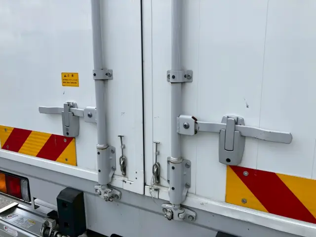 33|三菱 ファイター 2KG-FK65F(2WD)の写真33