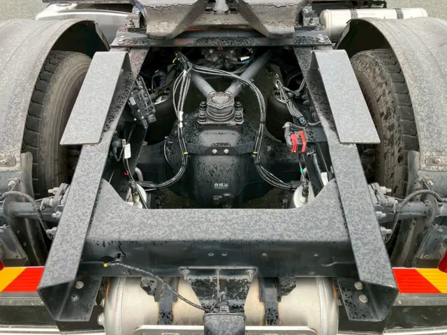 9|ＵＤ ビックサム 2PG-GK5AABの写真9