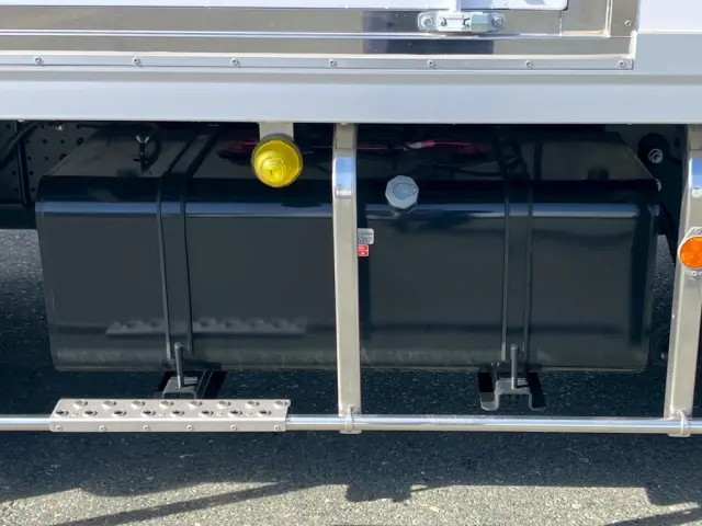 いすゞ フォワード 2PG-FRR90T4(2WD)の写真23