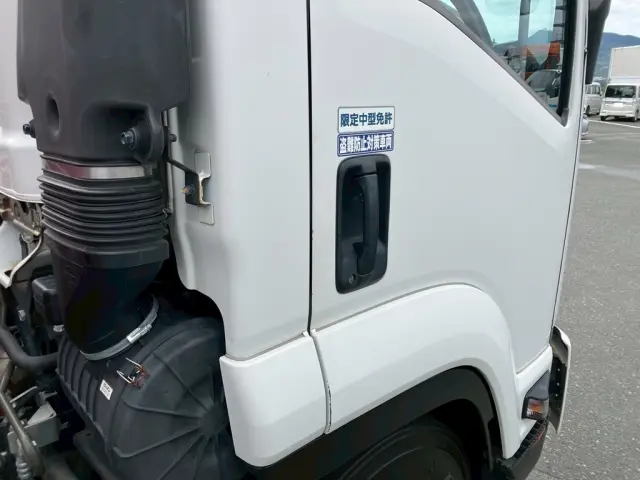 20|いすゞ フォワード 2PG-FRR90S1(2WD)の写真20