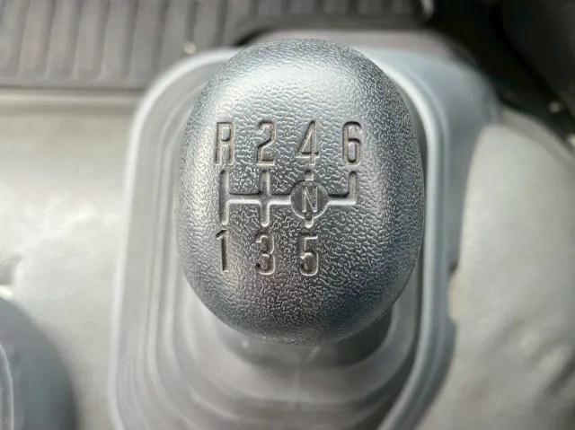 44|いすゞ フォワード 2PG-FRR90S1(2WD)の写真44