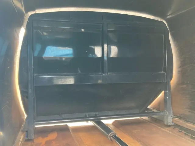 12|いすゞ エルフ TPG-NKR85N(2WD)の写真12