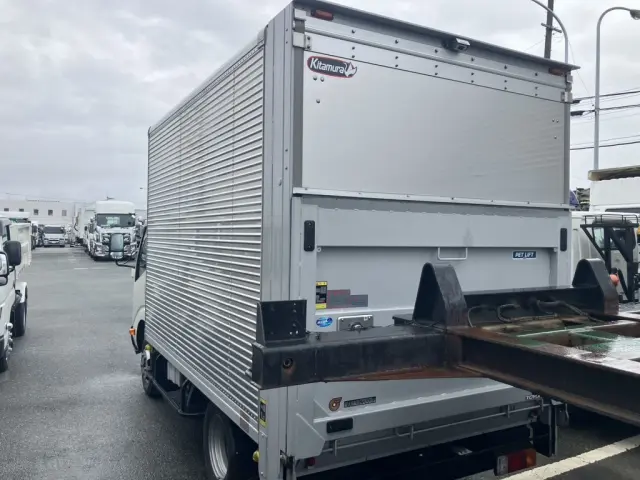 トヨタ ダイナ 2RG-XZU605(2WD)の写真3
