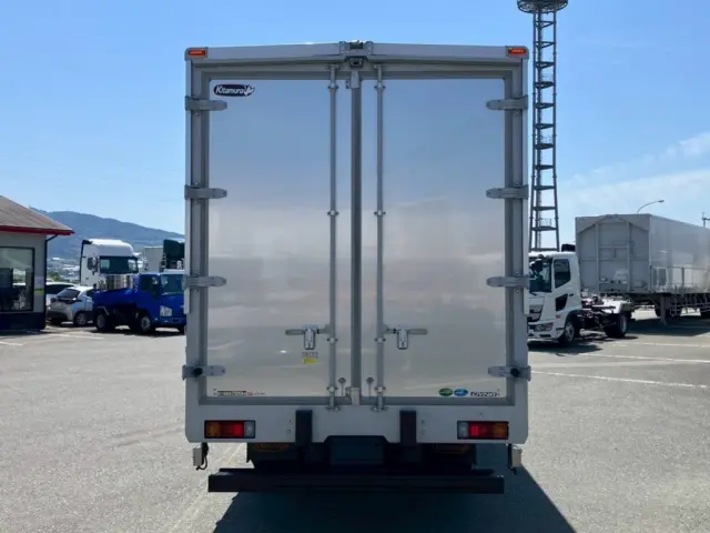 リア周りの状態です。|トヨタ ダイナ 2RG-XZU710(2WD)の写真8
