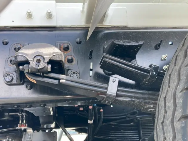 リーフサスです。|いすゞ フォワード 2PG-FRR90S4(2WD)の写真5
