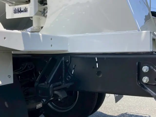 シャーシの状態です。|いすゞ フォワード 2PG-FRR90S4(2WD)の写真6
