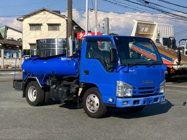 いすゞ エルフ TPG-NKR85AN(2WD)の写真2