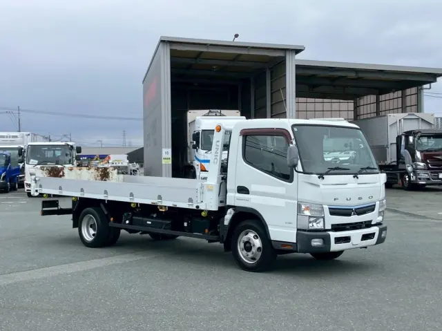 三菱 キャンター TPG-FEB80(2WD)の写真2