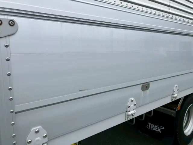 三菱 ファイター 2KG-FK65Fの写真32