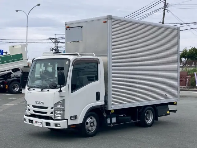 いすゞ エルフ 2RG-NLR88AN(2WD)の写真1