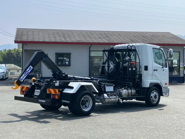 三菱 ファイター 2KG-FK72F(2WD)の写真4