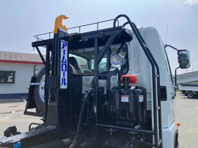 つい立付きです。|三菱 ファイター 2KG-FK72F(2WD)の写真8