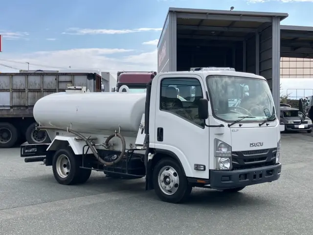 いすゞ エルフ TPG-NPR85N(2WD)の写真2