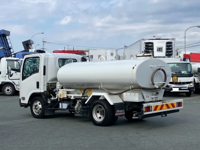 いすゞ エルフ TPG-NPR85N(2WD)の写真3